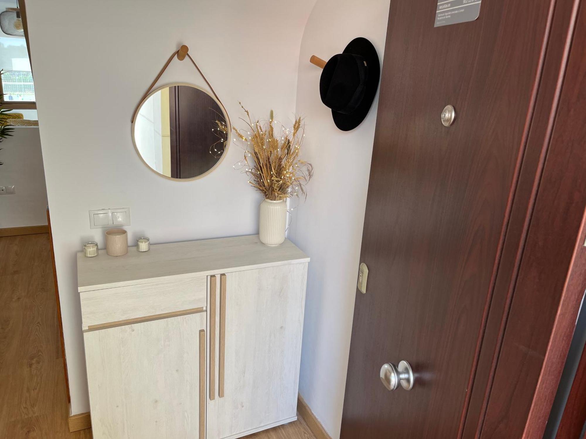 Duplex Con Terraza Privada Y Parking A 15 Minutos De Sevilla Dos Hermanas Exterior photo